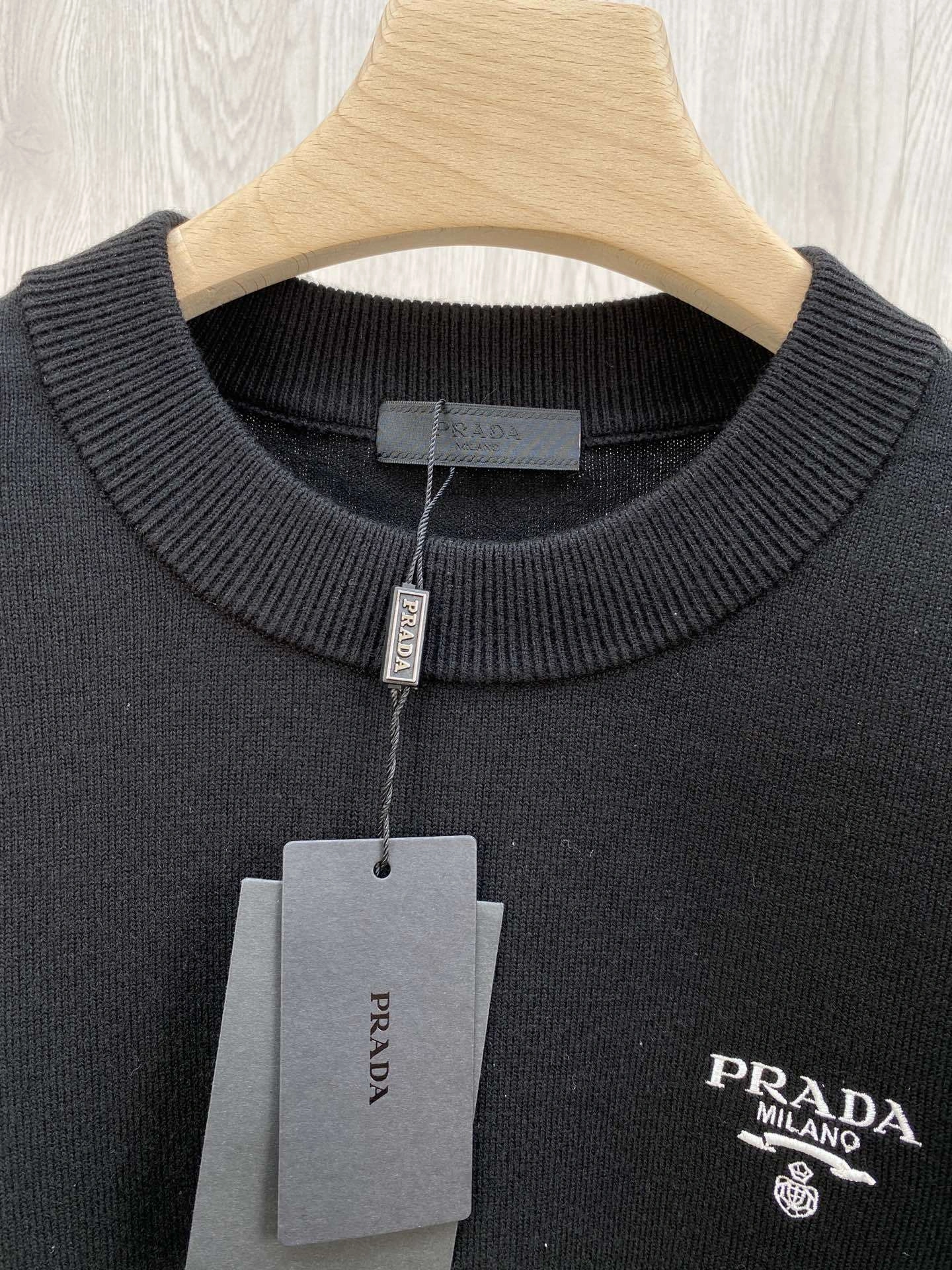 wg.luxury- Pr141 embroidery wool item:D-F409L2317
